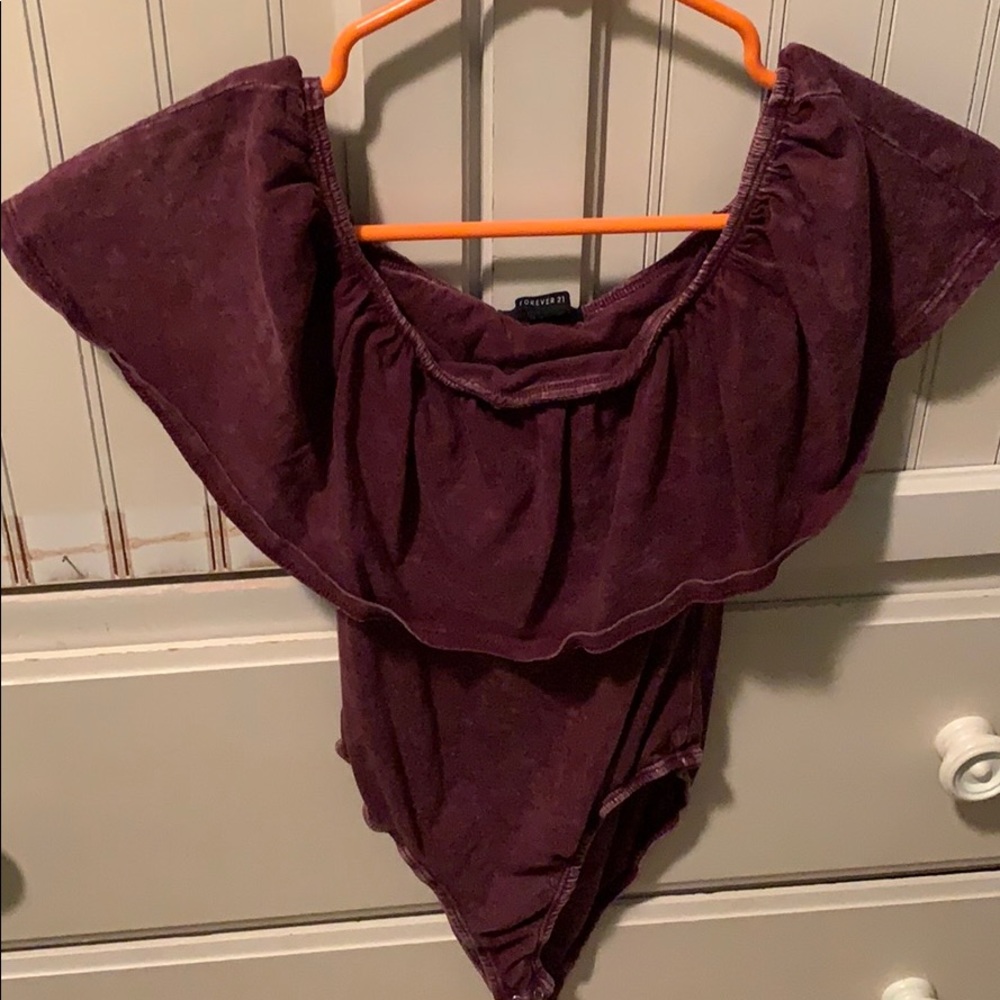 OFF THE SHOULDER PURPLE BODYSUIT